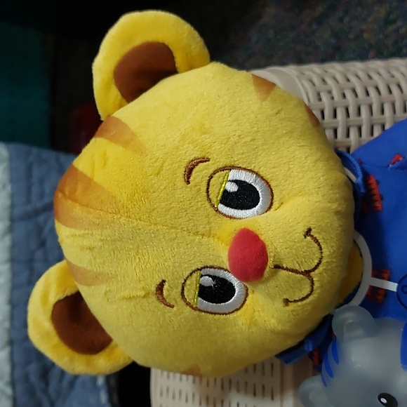Daniel Tiger's Neighborhood Snuggle and Glow Plush Toy - Picture 2 of 9